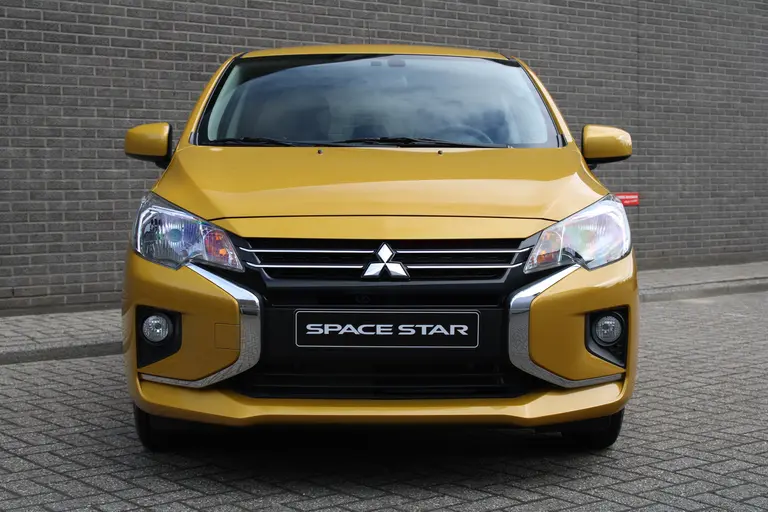 Mitsubishi Space Star 1.2 Dynamic Cruise/Climate control, Radio/DAB, Camera, Apple carplay/Android auto,  Privacy Glass, afbeelding 7