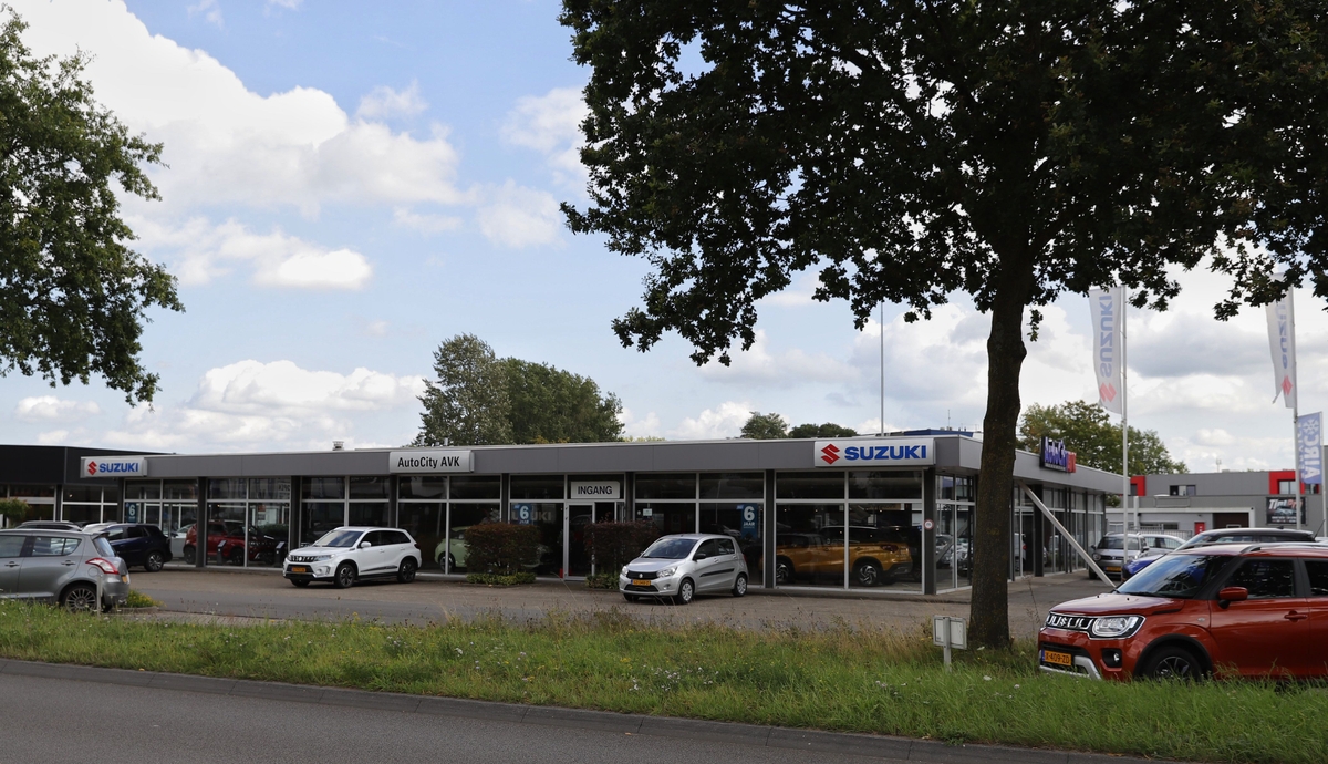 Auto Versteeg Buurman Deventer Suzuki.JPG